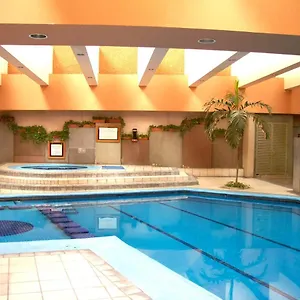 **** Hotel Country Plaza México