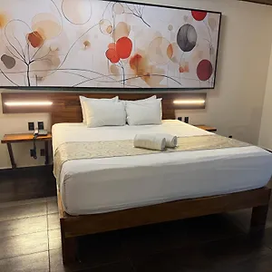 Hotel Reina Roja, Playa del Carmen